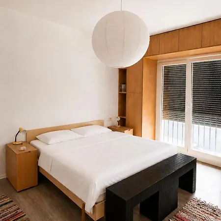 Bright Modern Designer Apartment