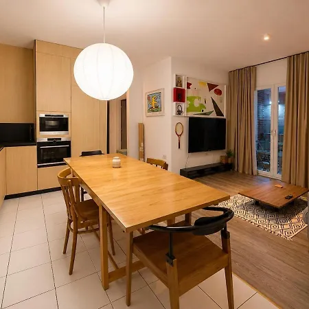 Appartamento Bright Modern Designer Tirana